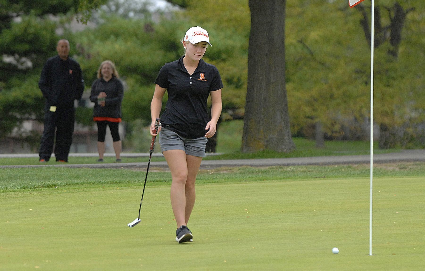 101119-blm-spt-4girlsgolf